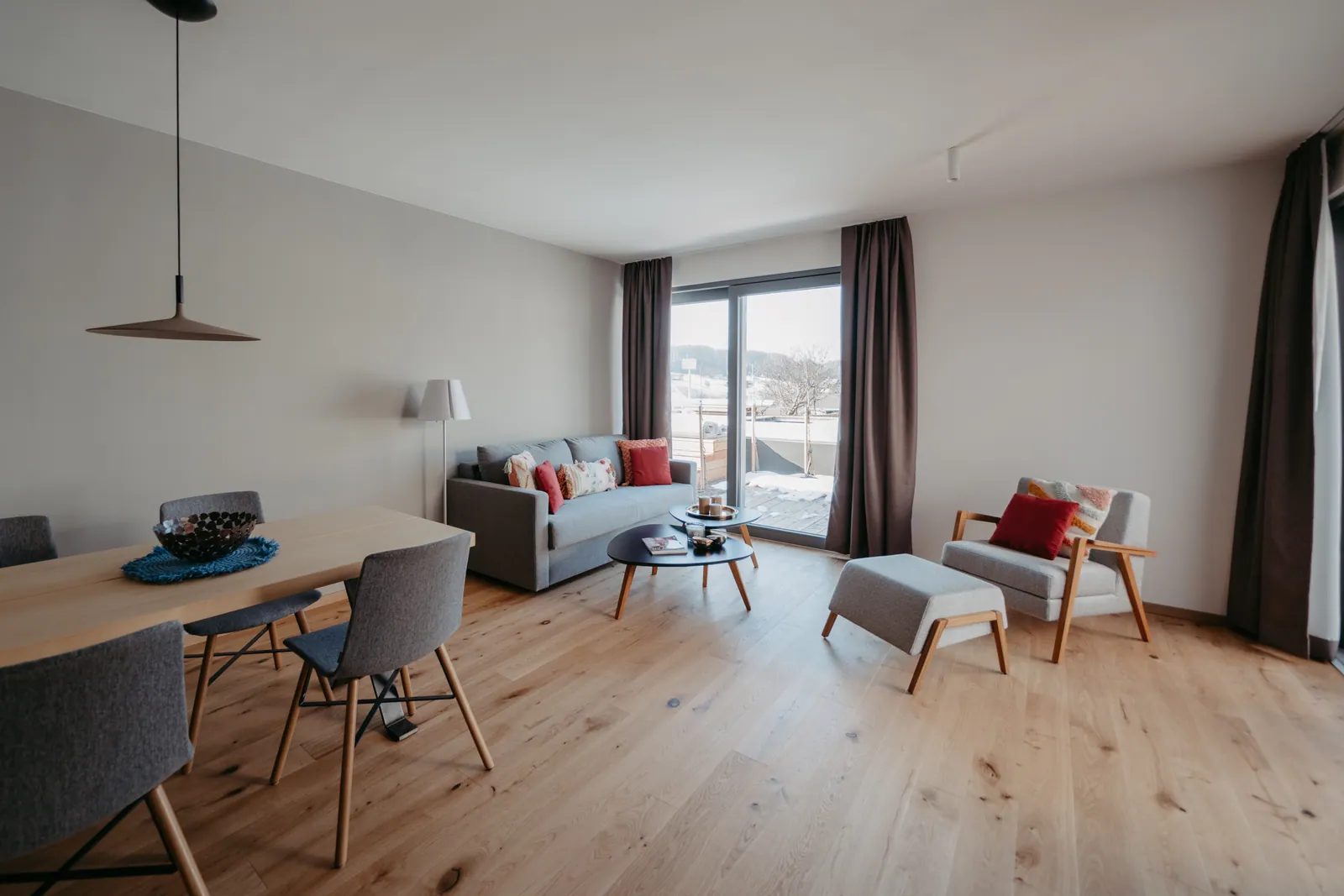 Pool-Apartment – An der Lage Top 14